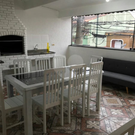 Sobrado à venda com 3 quartos, sendo 1 suíte, em Jardim Mauá, Mauá, SP