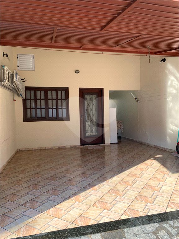 Casa à venda com 2 quartos, sendo 1 suíte, em Vila Progresso, Salto, SP