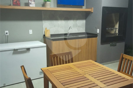 Apartamento à venda com 2 quartos em Lapa, São Paulo, SP