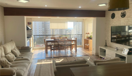 Apartamento à venda com 2 quartos, sendo 1 suíte,  em Vila Vera, São Paulo, SP