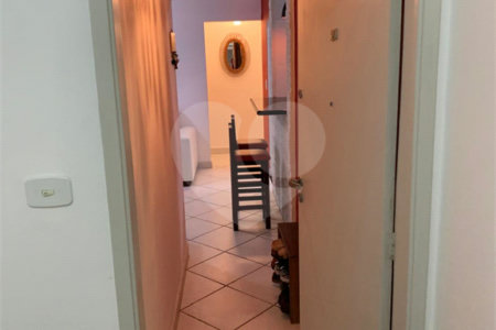 Apartamento à venda com 2 quartos, sendo 1 suíte,  em Canto do Forte, Praia Grande, SP