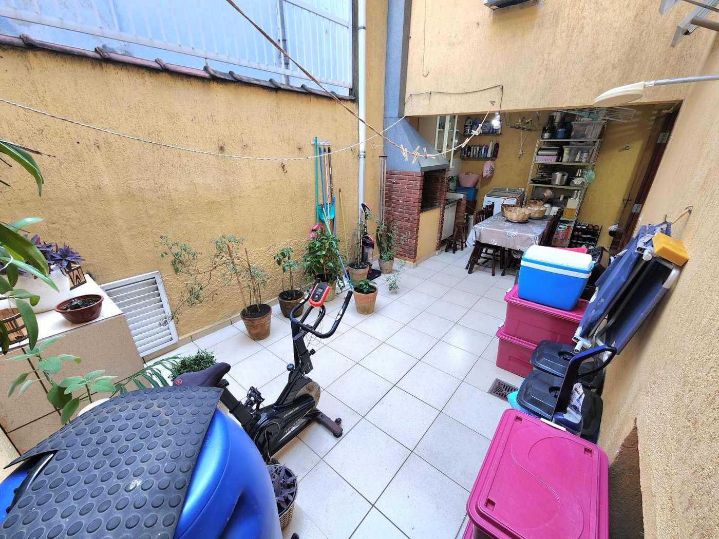 Casa próximo da praia com 3 dormitórios à venda, 128 m² por R$ 1.300.000 - Pompéia - Santos/SP