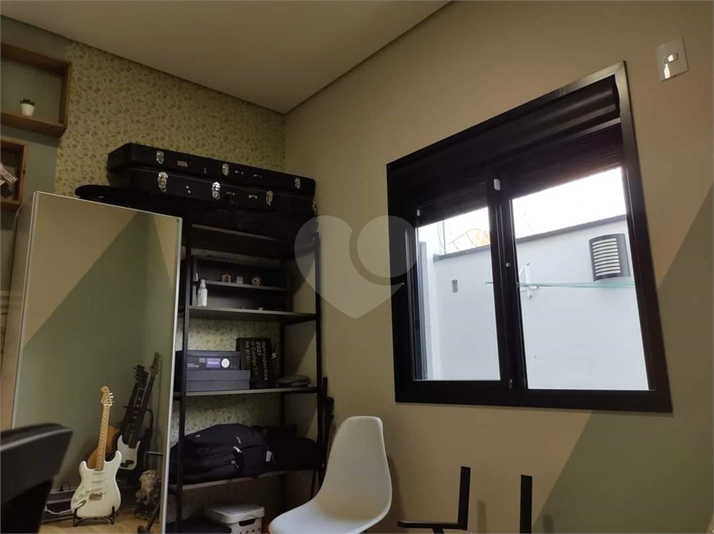 Casa à venda com 3 quartos, sendo 1 suíte, em Residencial Vila dos Eucaliptos, Salto, SP