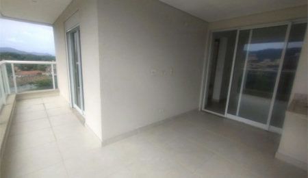 Apartamento Moderno à Venda na Enseada | Varanda Gourmet e Lazer Completo