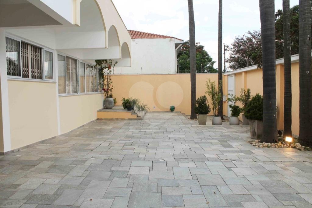 Casa Térrea à venda ou para alugar com 3 suítes em Brooklin Velho, São Paulo, SP