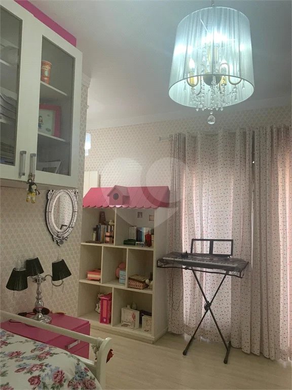 Casa à venda com 4 quartos, sendo 1 suíte, no condomínio Ibiaram, Itupeva - SP