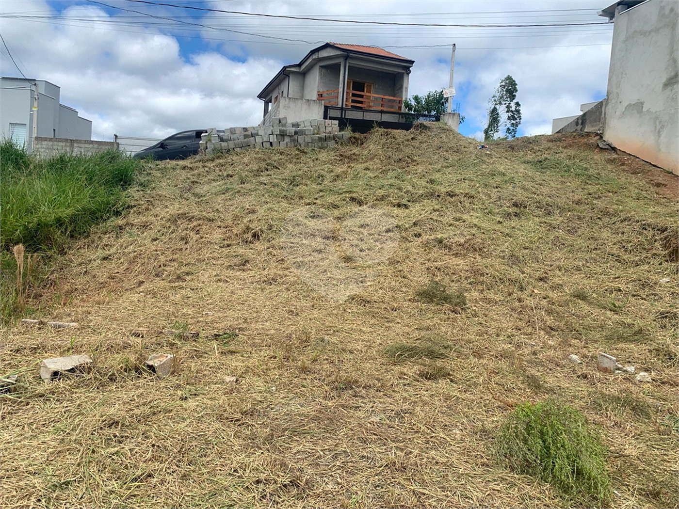 Terreno à venda em Cachoeirinha, Bom Jesus dos Perdões, SP