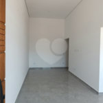 Casa à venda com 3 quartos, sendo 1 suíte, no condomínio Residencial Jardins da Catalunha, Atibaia - SP