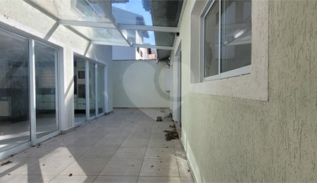 Sobrado à venda com 4 quartos, sendo 2 suítes,  em Vila Irmãos Arnoni, São Paulo, SP