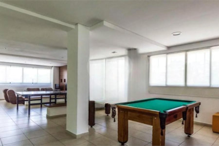 Apartamento à venda com 3 quartos, sendo 1 suíte,  em Cidade São Francisco, São Paulo, SP