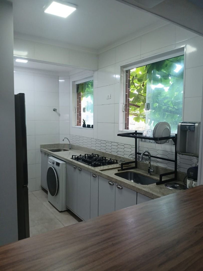 Apartamento com 2 dormitórios à venda, 62 m² por R$ 390.000,00 - Marapé - Santos/SP