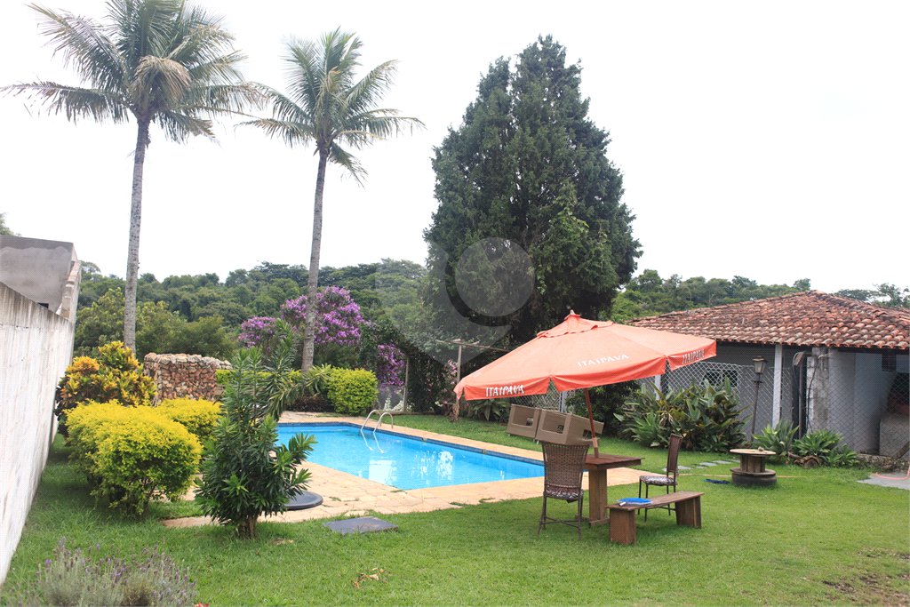 Chácara à venda com 3 quartos, sendo 1 suíte, em Jardim 21 de Março, Louveira, SP