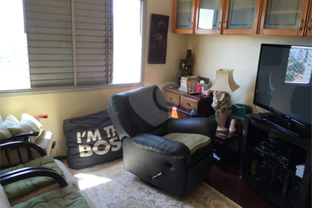 Apartamento à venda com 4 quartos, sendo 1 suíte, em Chácara Santo Antônio, São Paulo, SP