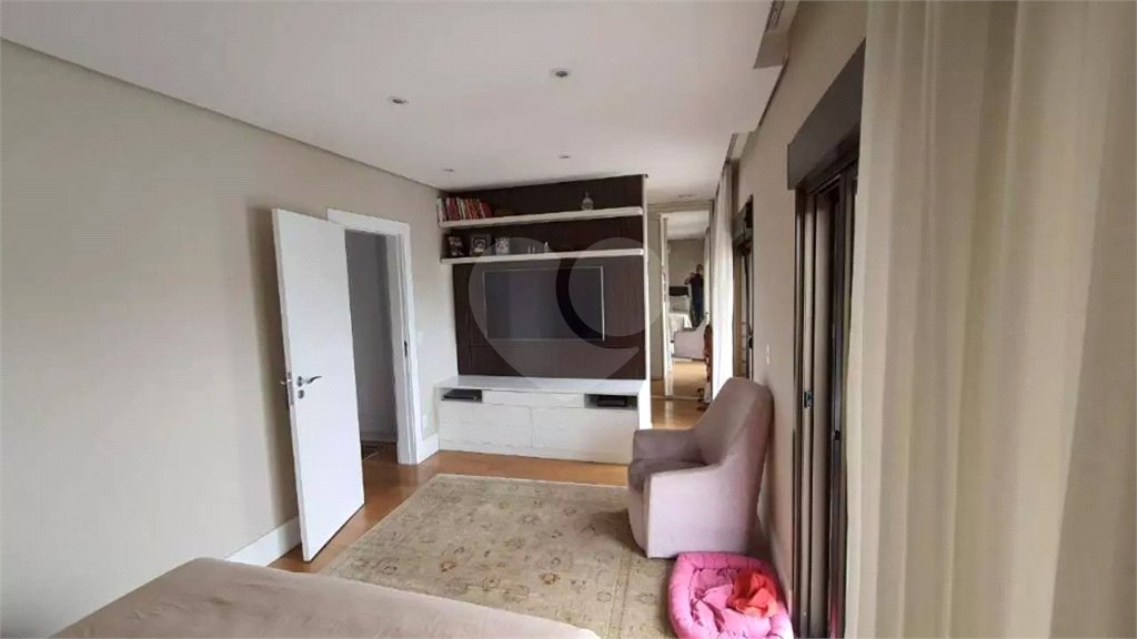 Casa à venda com 3 suítes no condomínio Metropolitan, São Paulo - SP