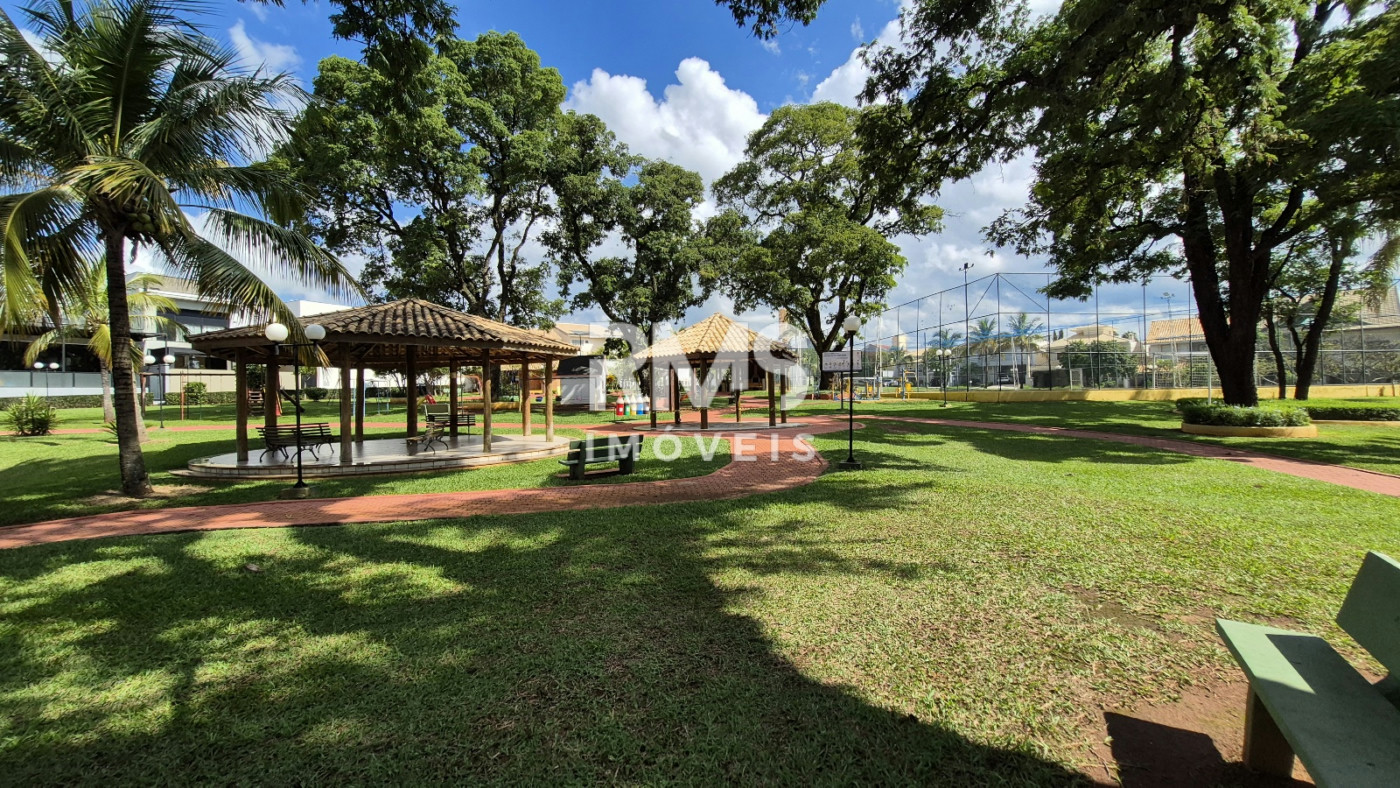 Casa à venda com 3 suítes no condomínio Granja Olga II, Sorocaba - SP