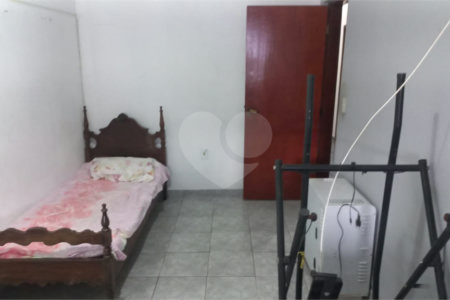 Casa à Venda no Jardim Hikare