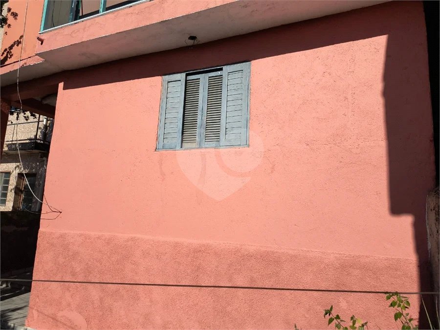 Casa com 183m², 3 dormitórios, 2 vagas, à venda em Santo André