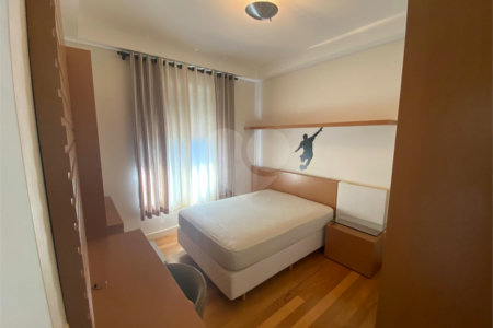 Casa á venda condomínio Damha I