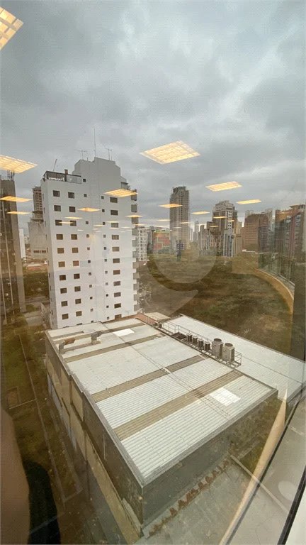 Sala comercial a 4 minutos estação Berrini