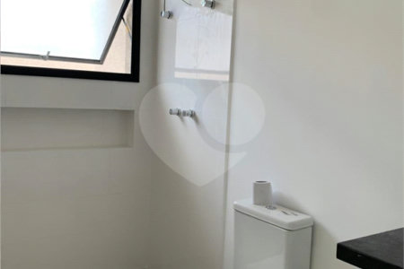 Casa à venda com 3 suítes no condomínio Residencial Celina, Atibaia - SP