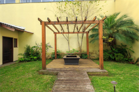 Casa Térrea à venda com 4 quartos, sendo 3 suítes, em Jardim Marajoara, São Paulo, SP
