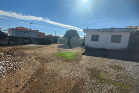 Terreno em Atibaia com 2.784 metros para construção de apartamentos ou salões comerciais, excelente localização
