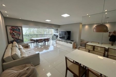 Apartamento à venda com 2 suítes em Parque Reboucas, São Paulo, SP