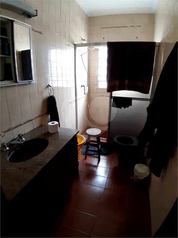 Sobrado à venda com 5 quartos em Vila Nivi, São Paulo, SP