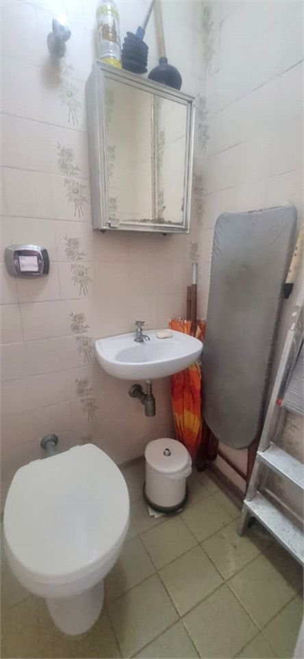 Apartamento porteira fechada com vista para o mar e lazer completo em Pitangueiras – Guarujá