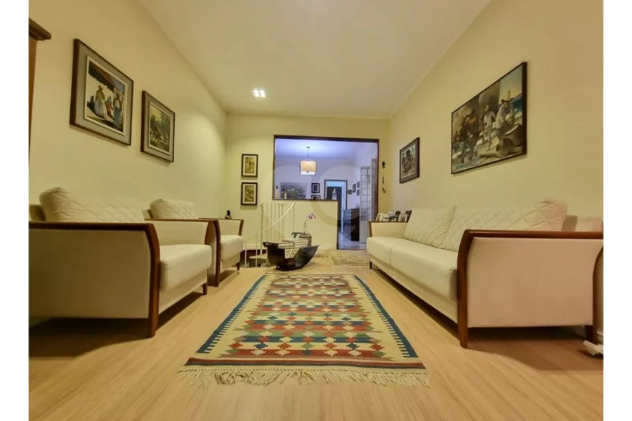 Casa Térrea à venda com 3 quartos, sendo 2 suítes, em Horto Florestal, São Paulo, SP