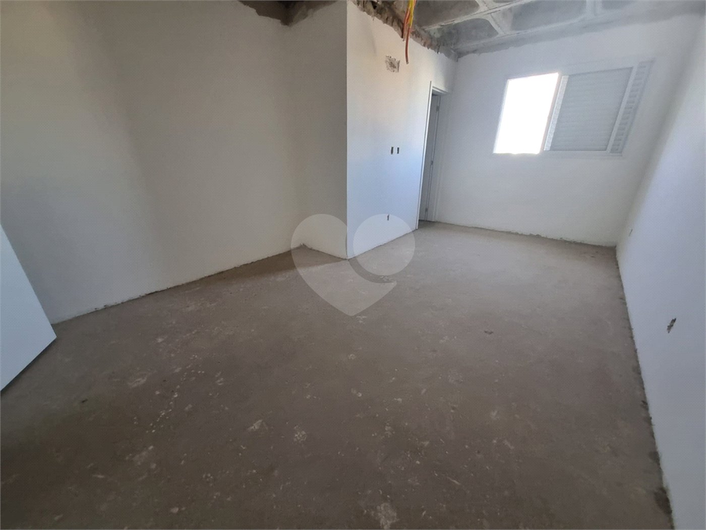 Apartamento à venda com 4 quartos, sendo 3 suítes, em Jardim Judith, Sorocaba, SP