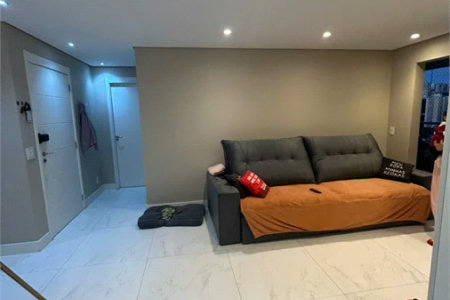Apartamento à venda com 3 quartos, sendo 1 suíte,  em Jardim Vazani, São Paulo, SP