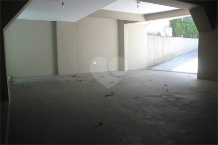 Casa à venda ou para alugar com 4 suítes em Alphaville, Santana de Parnaíba, SP