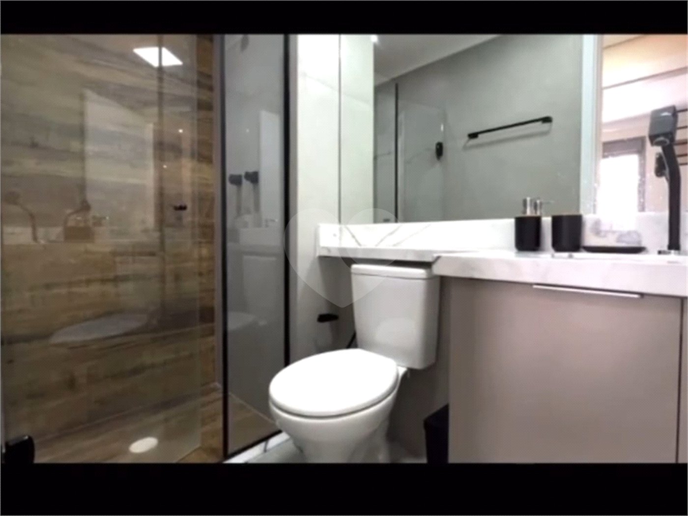 Apartamento à venda com 2 quartos, sendo 1 suíte, em Santo Amaro, São Paulo, SP