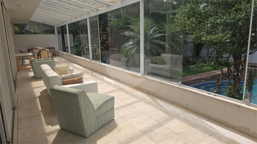 Casa à venda com 4 suítes em Santo Amaro, São Paulo, SP
