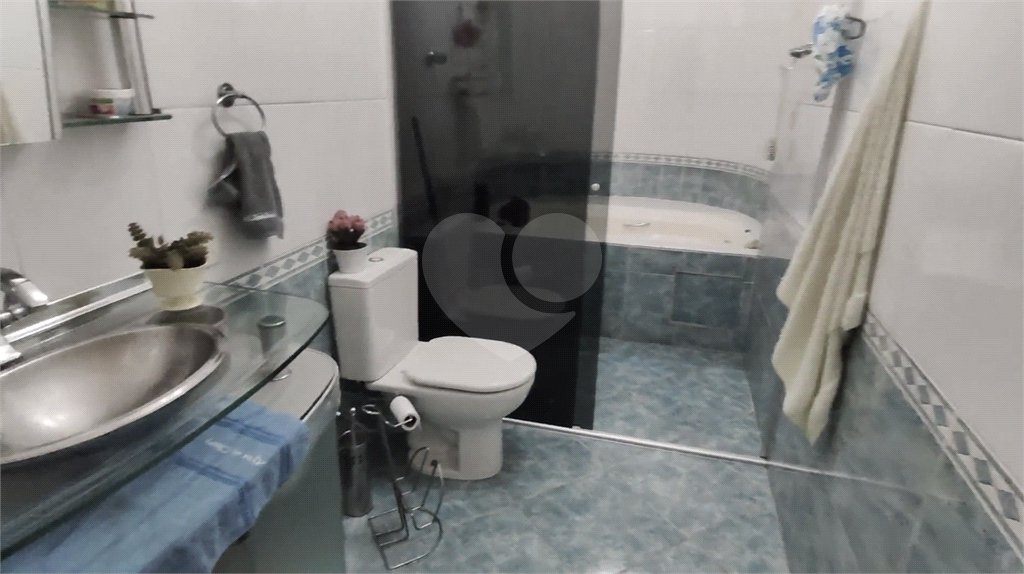 Sobrado à venda com 5 quartos, sendo 3 suítes, em Vila Maria Alta, São Paulo, SP