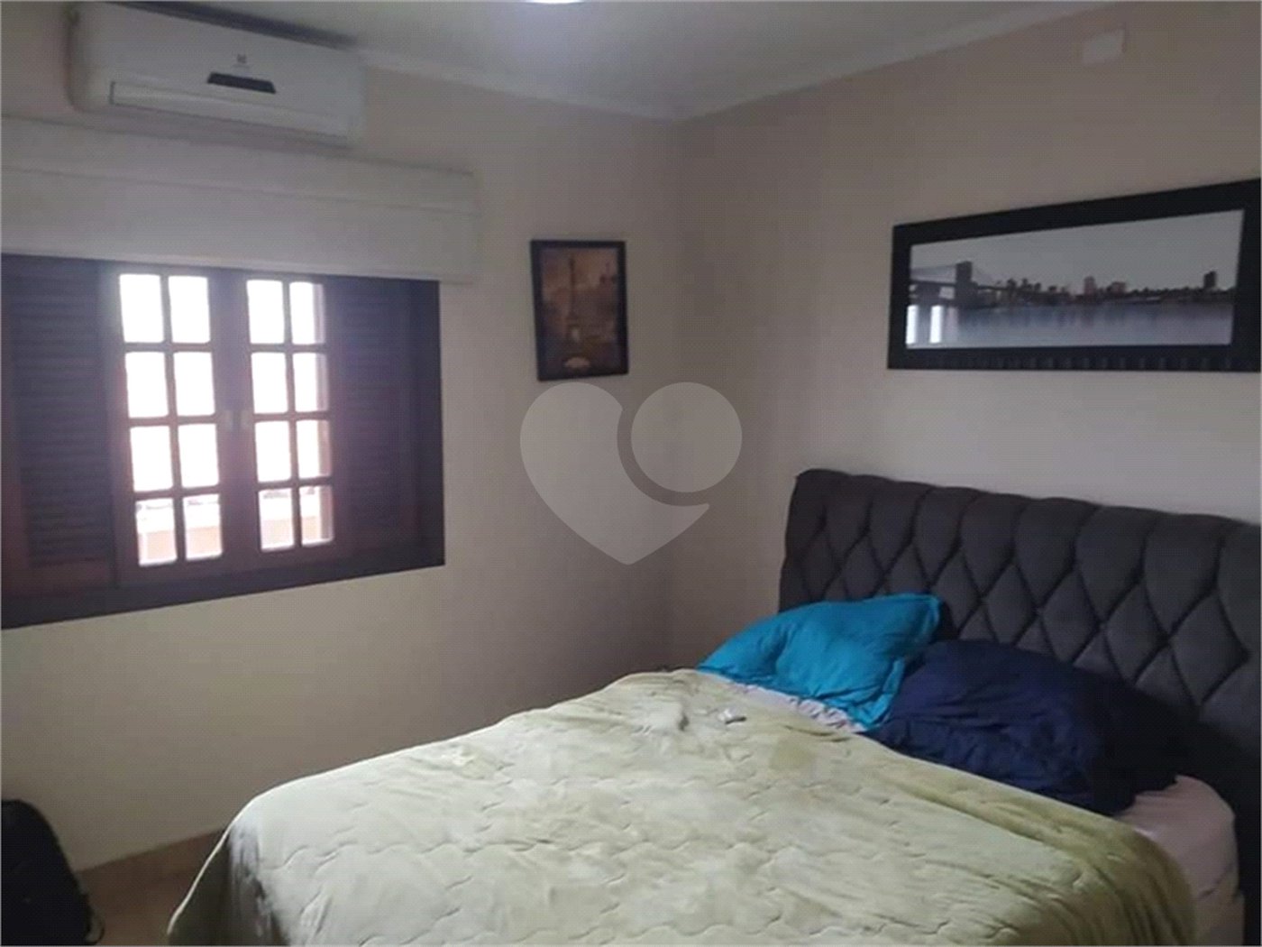 Casa à venda com 4 quartos, sendo 1 suíte, em Jardim Santa Cecília, Guarulhos, SP