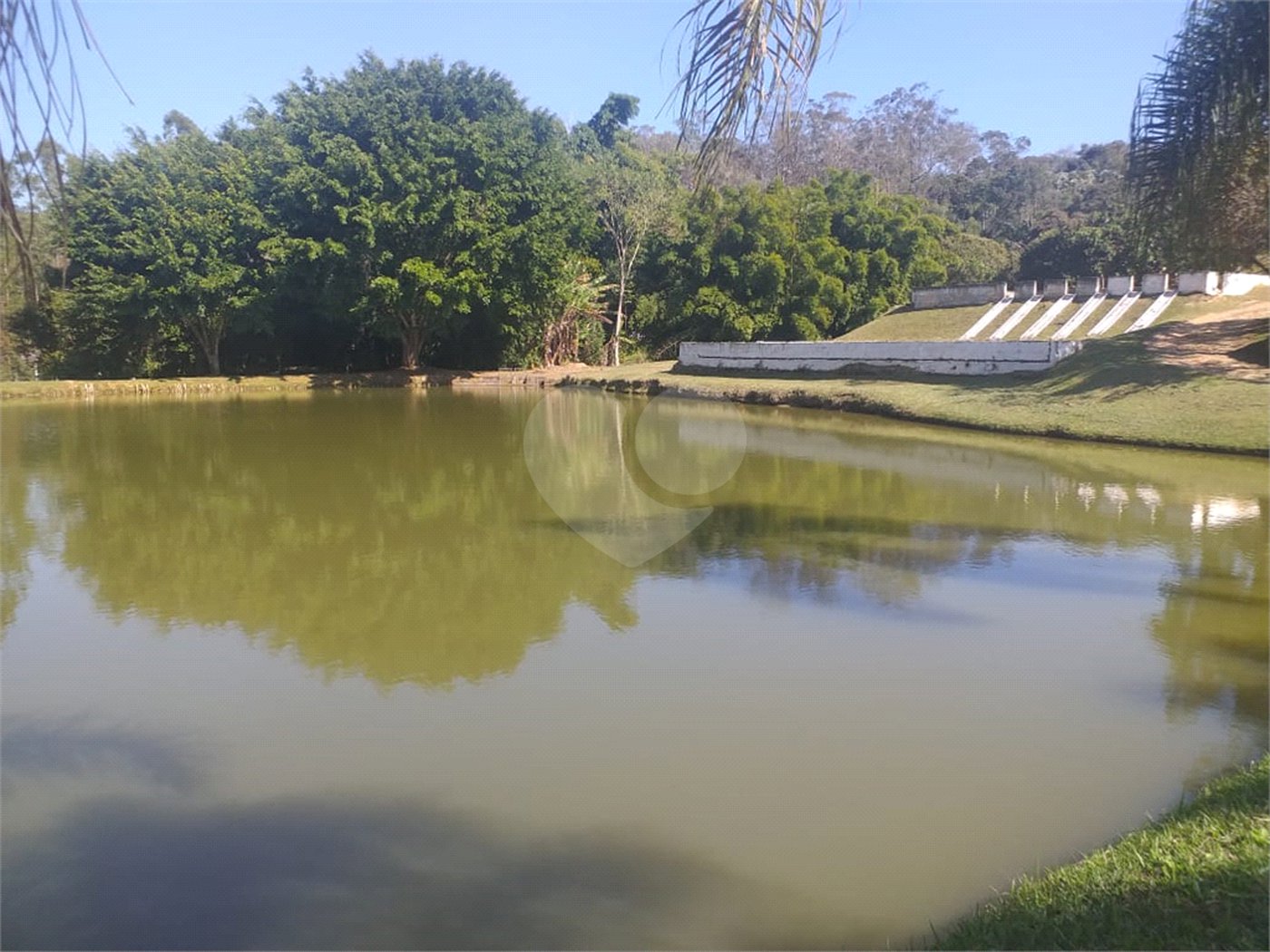 Sítio à venda com 4 quartos, sendo 1 suíte,  em Cruz das Almas, Biritiba-mirim, SP