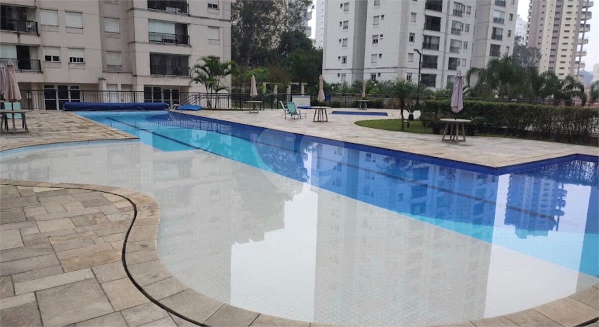Apartamento à venda com 3 quartos, sendo 1 suíte, em Vila Suzana, São Paulo, SP