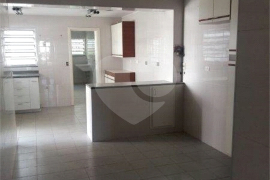 Casa Térrea à venda com 3 quartos em Imirim, São Paulo, SP