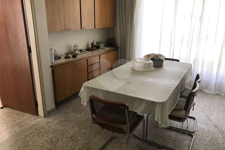 Sobrado à venda com 5 quartos, sendo 1 suíte, em Santana, São Paulo, SP