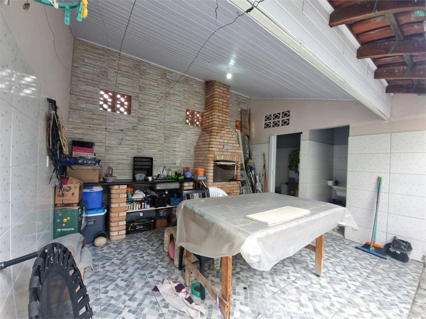 Casa à venda com 2 quartos, sendo 1 suíte,  em Aparecidinha, Sorocaba, SP