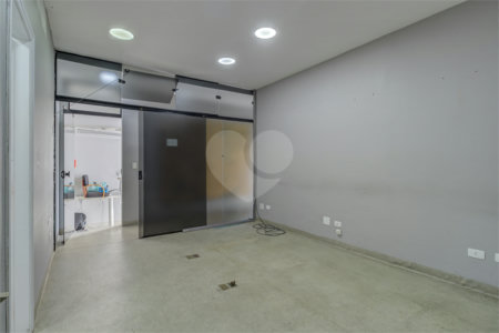 Sobrado à venda ou para alugar com 1 quarto em Chácara Santo Antônio (zona Sul), São Paulo, SP
