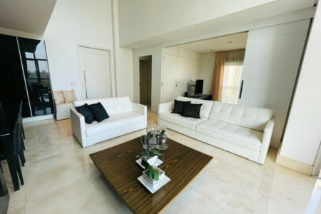 Apartamento à venda ou para alugar com 2 quartos, sendo 1 suíte,  em Parque do Morumbi, São Paulo, SP