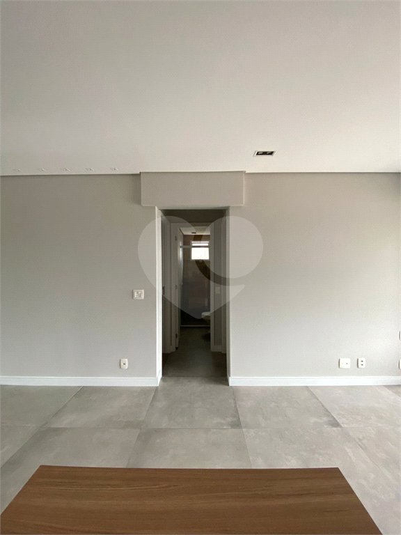 Apartamento para alugar com 2 quartos, sendo 1 suíte,  em Vila Gertrudes, São Paulo, SP