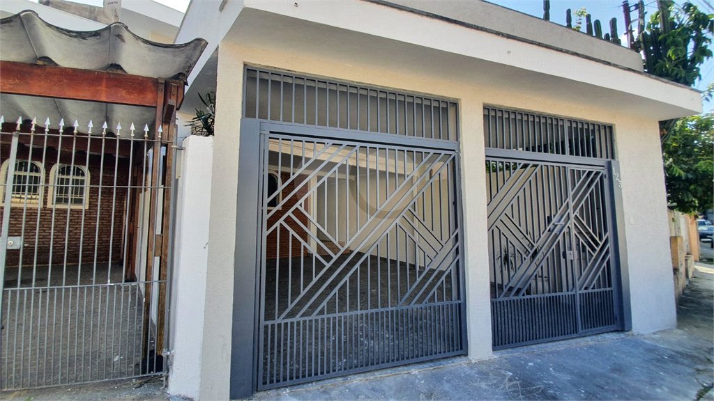 Sobrado à venda com 3 quartos, sendo 1 suíte,  em Horto, São Paulo, SP