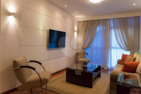 Apartamento à venda com 4 quartos, sendo 2 suítes,  em Tijuca, Rio de Janeiro, RJ