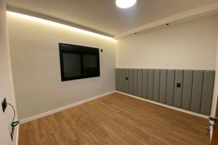 Casa à venda com 3 quartos, sendo 1 suíte, no condomínio Jardim Flamboyant, Hortolândia - SP