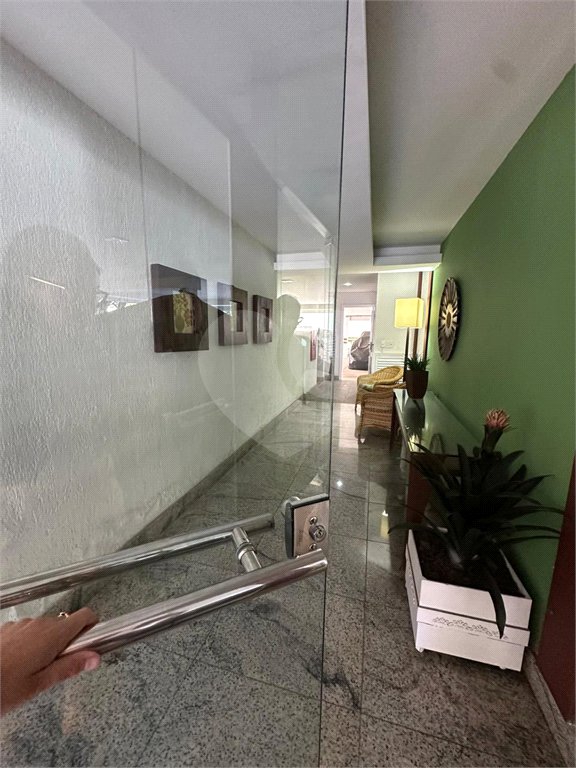 Apartamento à venda com 3 quartos, sendo 1 suíte, em Passagem, Cabo Frio, RJ
