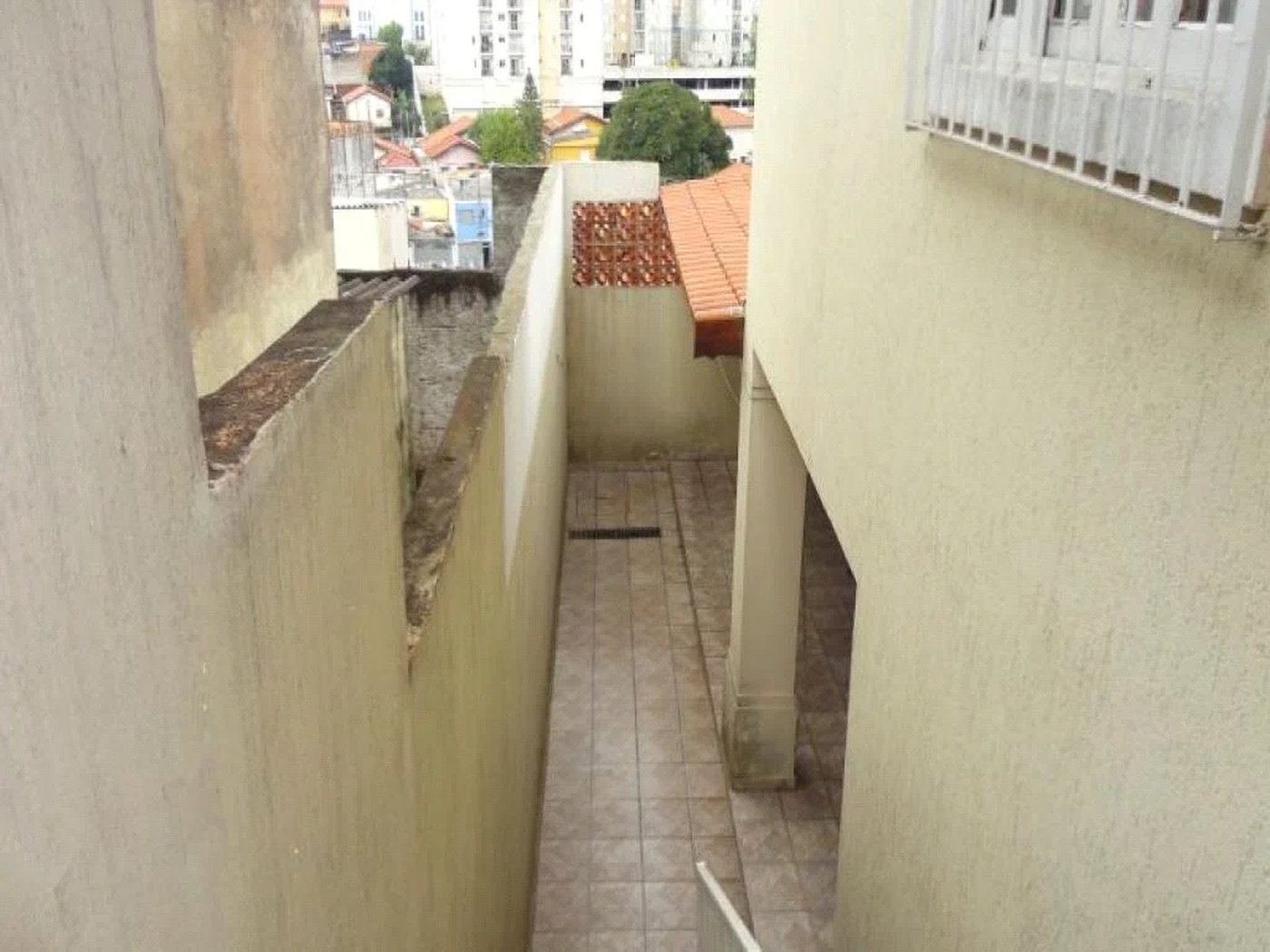 Casa à venda com 3 quartos, sendo 1 suíte, em Jardim Esmeralda, São Paulo, SP